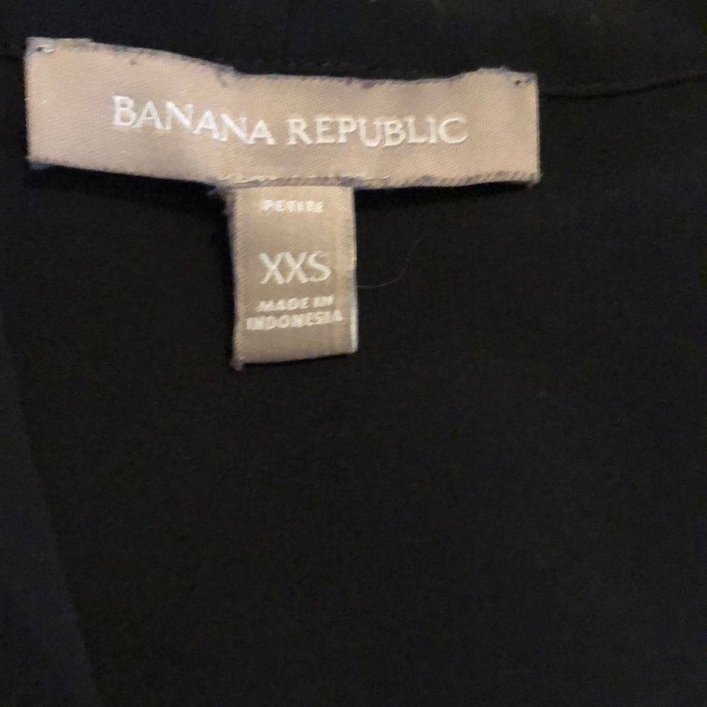 Banana Republic XXS Black Petite no sleeve Blouse